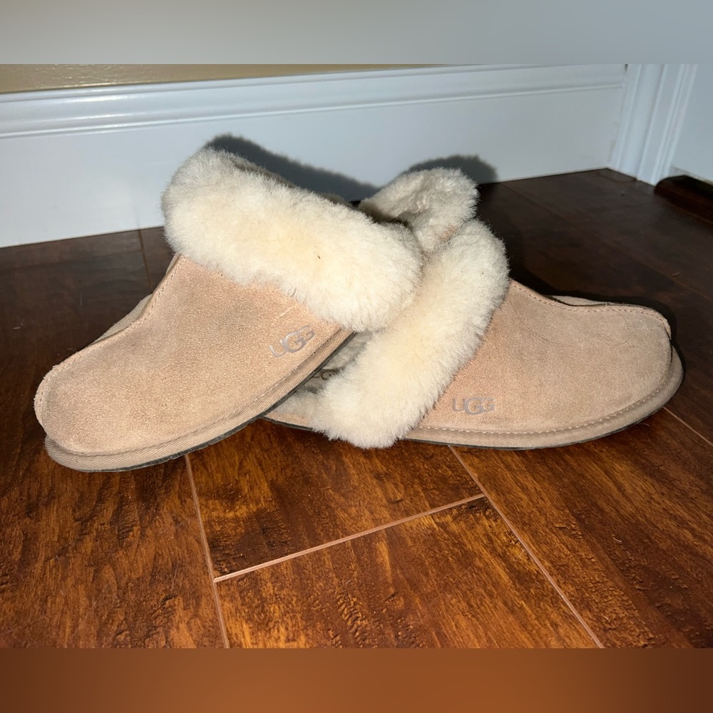 Women's UGG Scuffette II Slippers